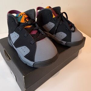 Jordan Kids Black and Gray Sneakers with Purple and Orange Accents